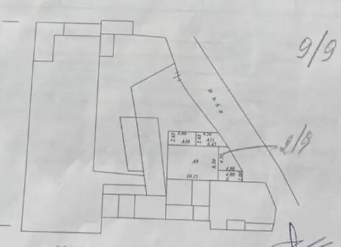 1 qavatli uy sotiladi − 212 m²