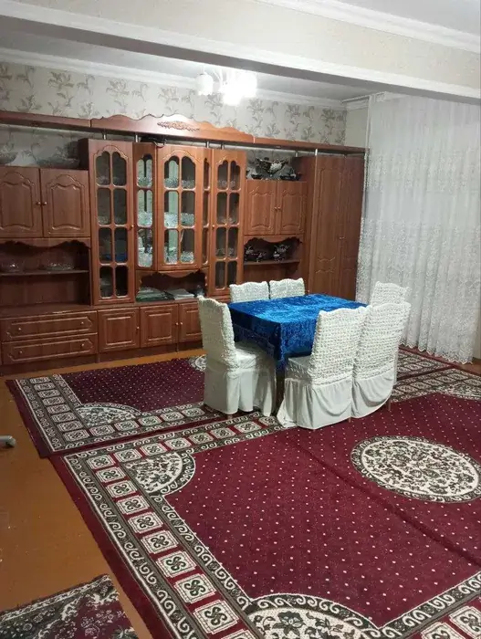 Ijaraga 4 xonali kvartira − 90 m²