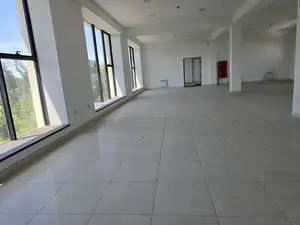 Ofis − 3000 m², 2/3 qavat