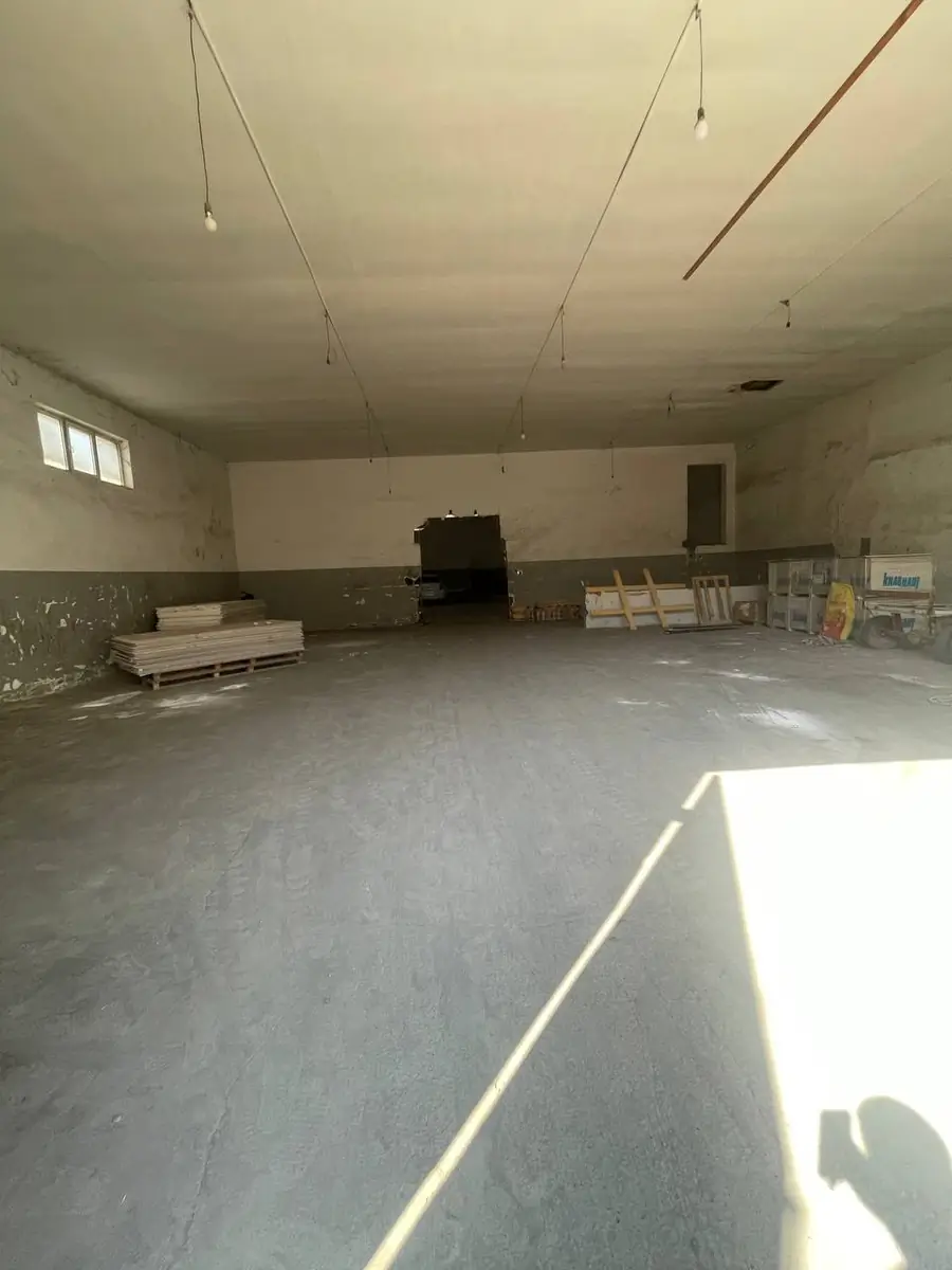 Ijaraga ombor − 1008 m²