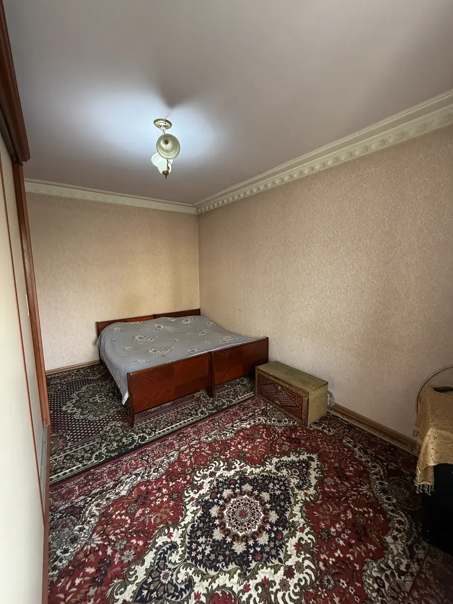 3 xonali kvartira sotiladi − 82.2 m²