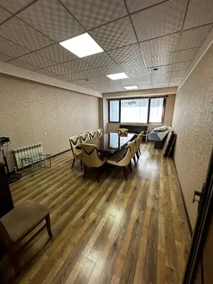 Ofis − 74 m², 2/2 qavat