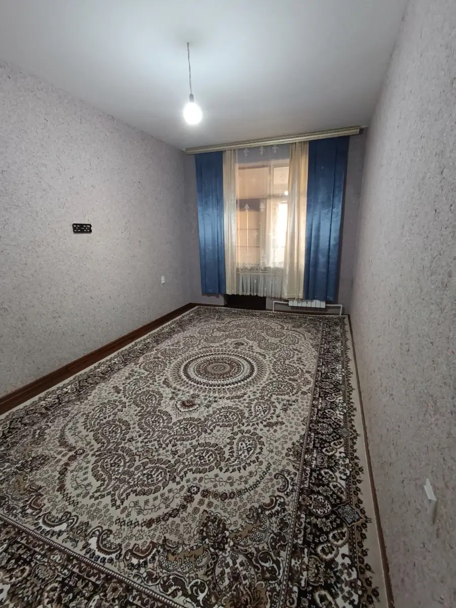 Продается 3-комнатная квартира − 75 м²