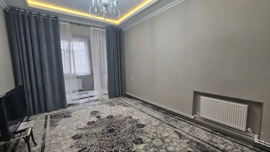 Сдается 3-комнатная квартира − 80 м²