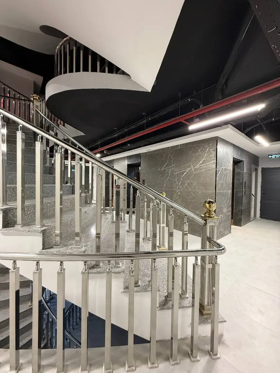 Ijaraga ofis − 77 m²