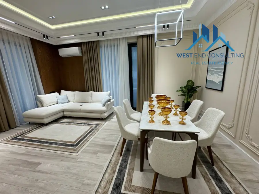 Сдается 3-комнатная квартира − 106 м²