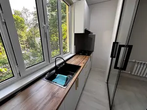 2 xonali kvartira sotiladi − 30 m²