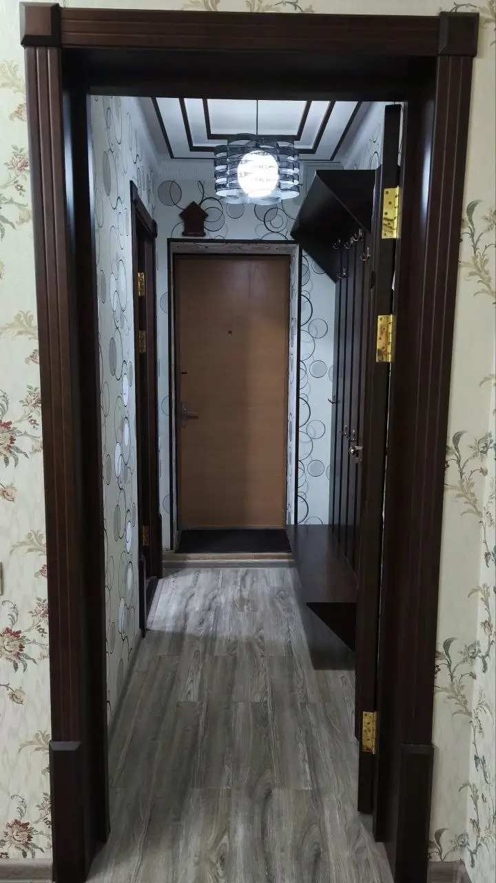 2 xonali kvartira sotiladi − 52 m²