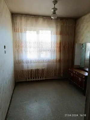 Продается 4-комнатная квартира − 116 м²