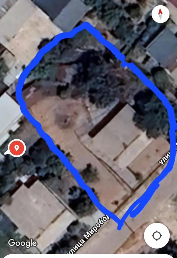 1-этажный дом − 130 м², 10 сот.