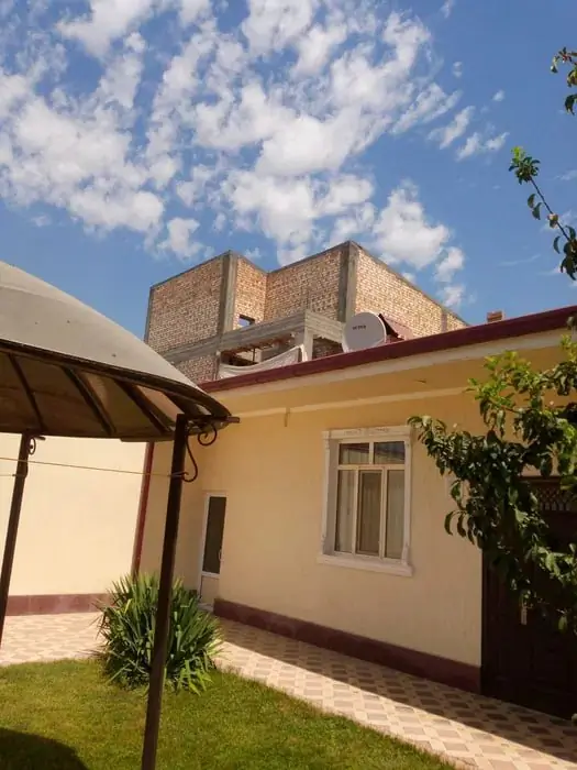 Ijaraga 1 qavatli uy − 200 m²