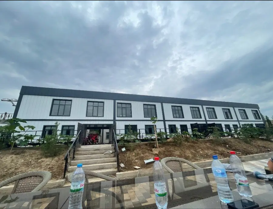 2 qavatli uy sotiladi − 350 m²