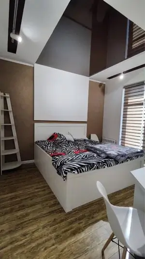Сдается 1-комнатная квартира − 40 м²