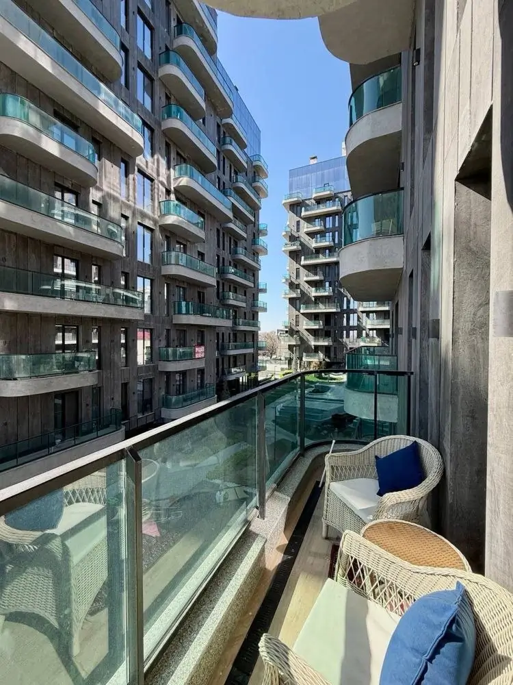 Посуточно 3-комнатная квартира − 76 м²