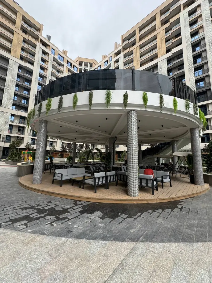 2 xonali kvartira sotiladi − 47.3 m²