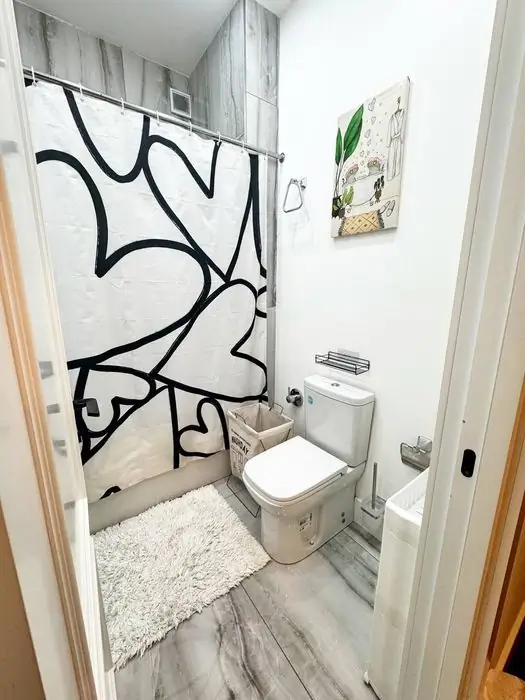 2 xonali kvartira sotiladi − 63 m²