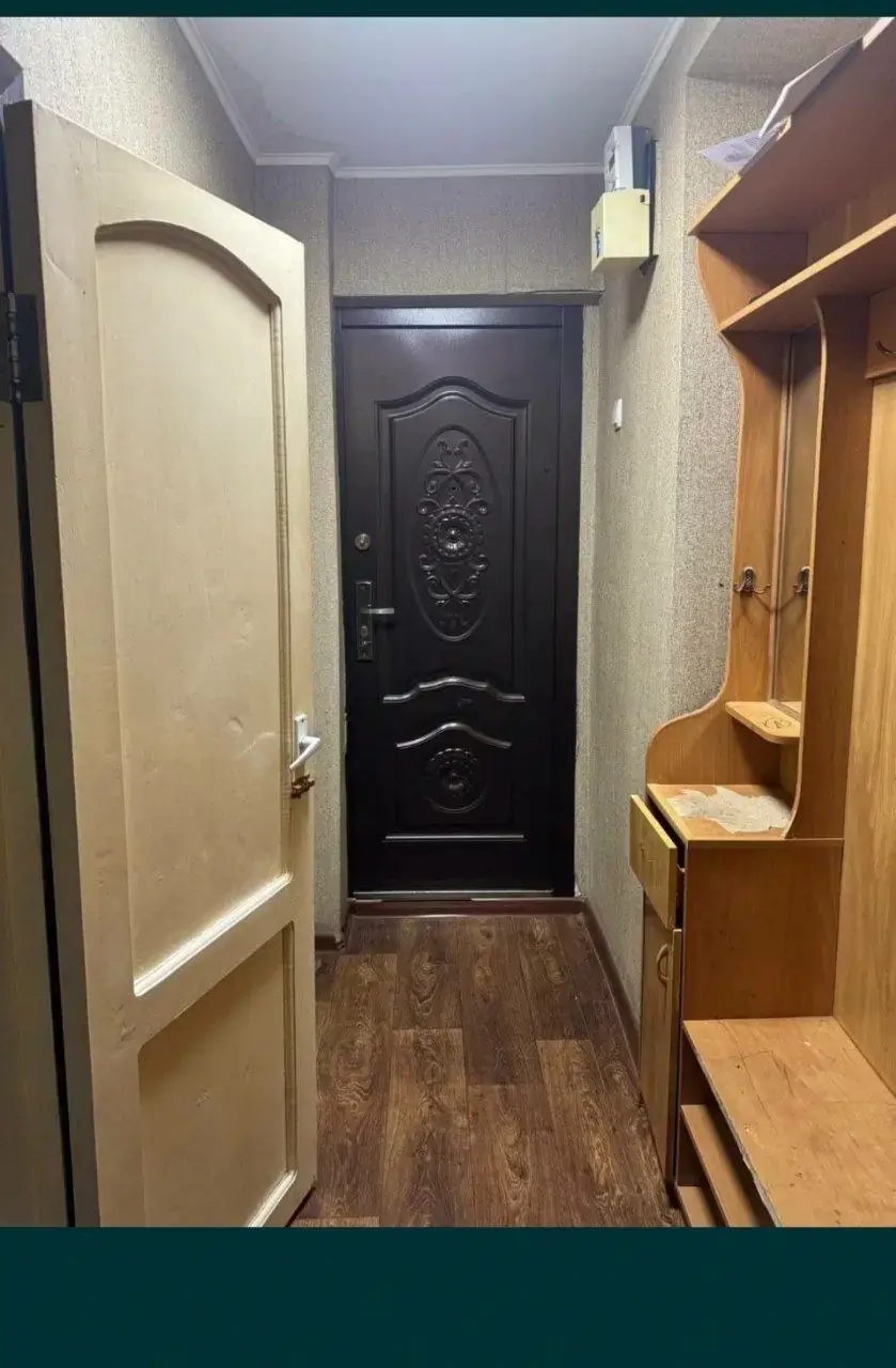 Продается 2-комнатная квартира − 46 м²