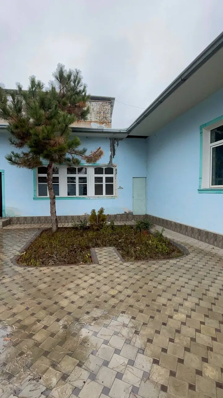 1 qavatli uy sotiladi − 212 m²