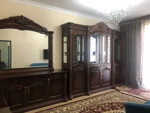 Сдается 2-комнатная квартира − 62 м²