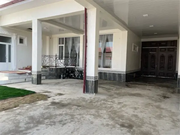 1 qavatli uy − 600 m², 6 sot. 