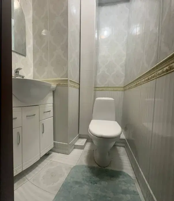Продается 4-комнатная квартира − 100 м²