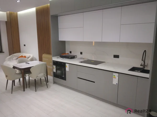 2-комнатная квартира − 49 м², 23/25 этаж