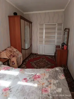 4 xonali kvartira sotiladi − 96 m²