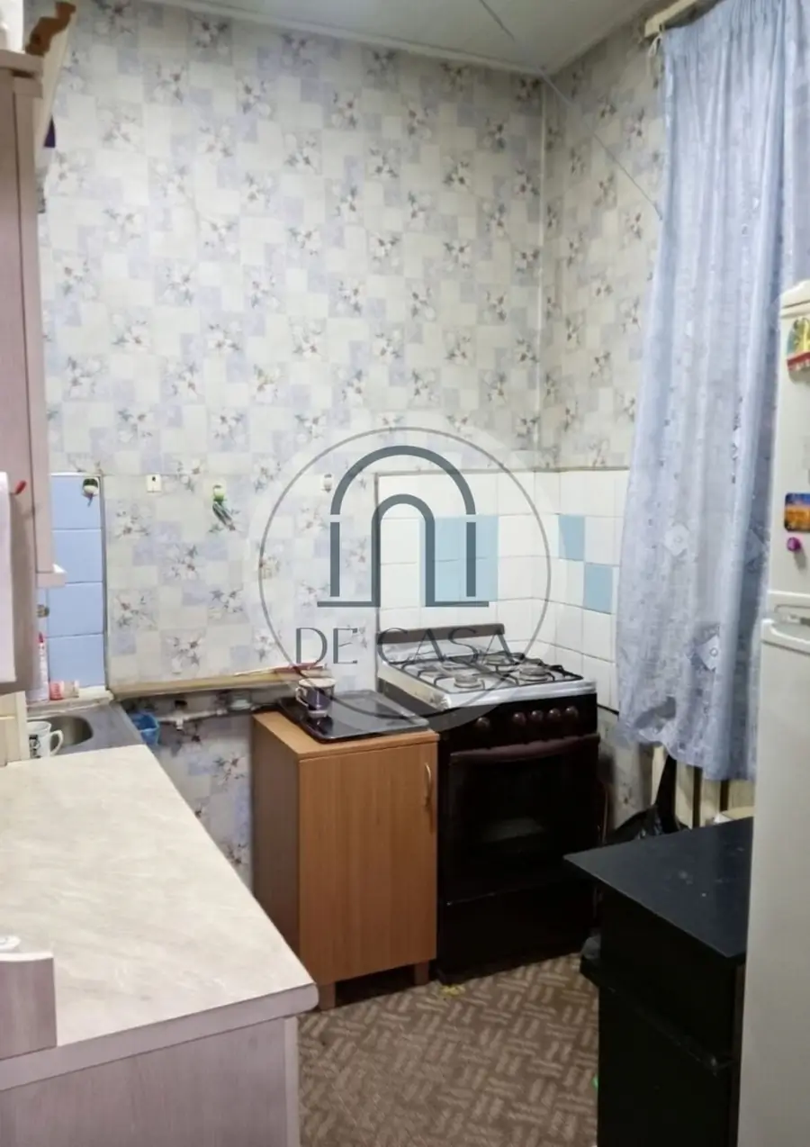 3 xonali kvartira sotiladi − 61 m²