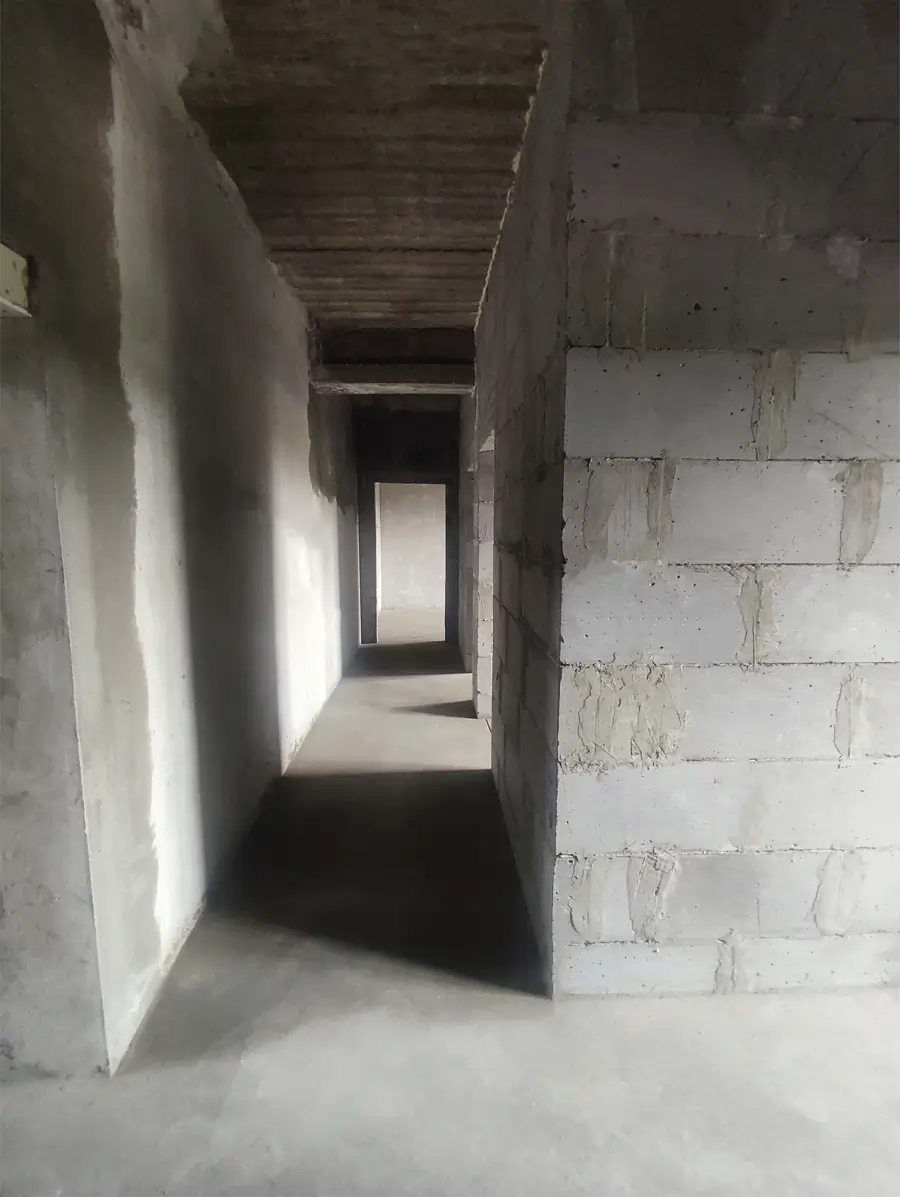 Более 5 xonali kvartira sotiladi − 137.4 m²