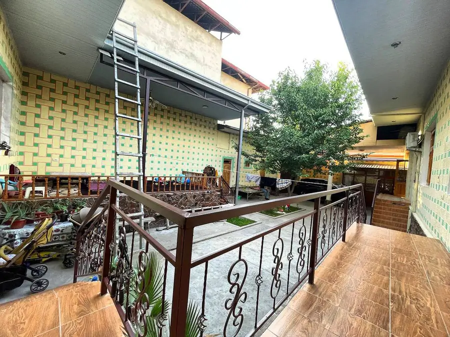 1 qavatli uy sotiladi − 800 m²