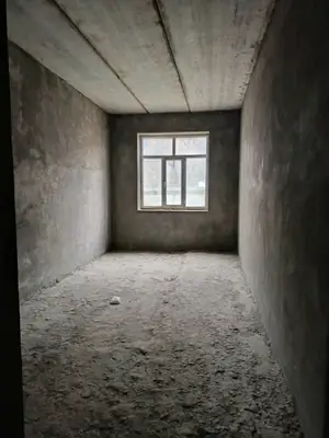 Более 5 xonali kvartira sotiladi − 329 m²