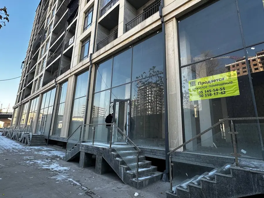 Ofis sotiladi − 253 m²