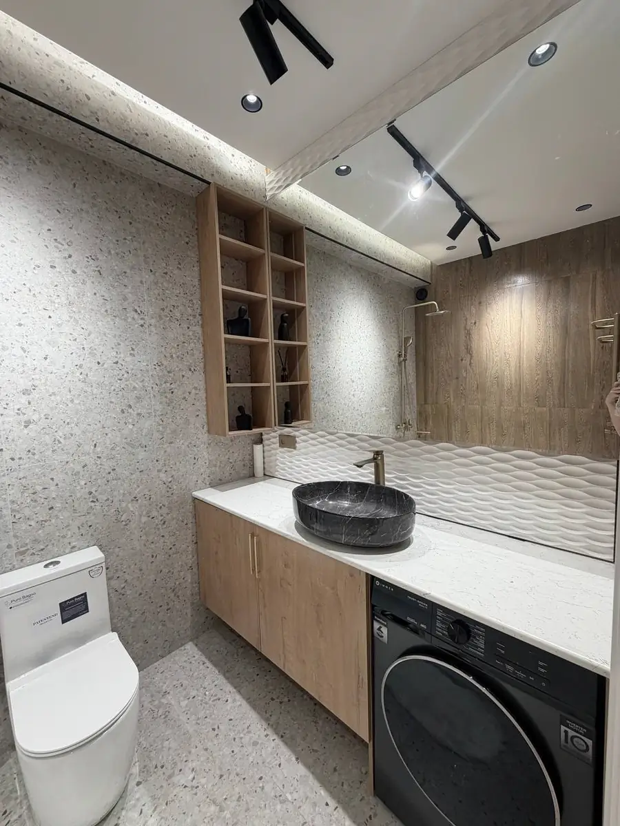 Продается 4-комнатная квартира − 80 м²