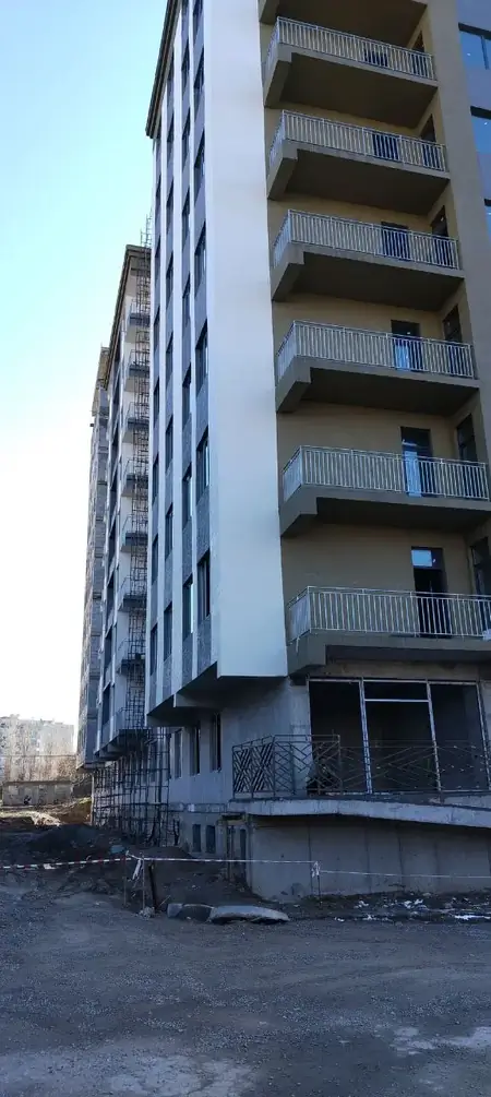 2-комнатная квартира − 76.5 м², 4/9 этаж