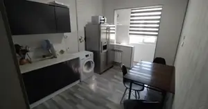 Сдается 2-комнатная квартира − 70 м²