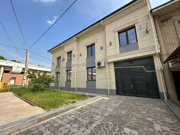 Ofis − 1000 m², 2/4 qavat
