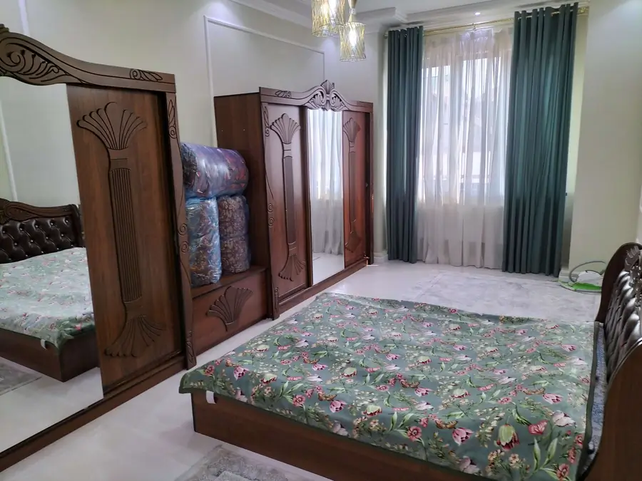 2 qavatli uy sotiladi − 300 m²