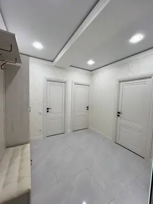 3 xonali kvartira sotiladi − 73 m²
