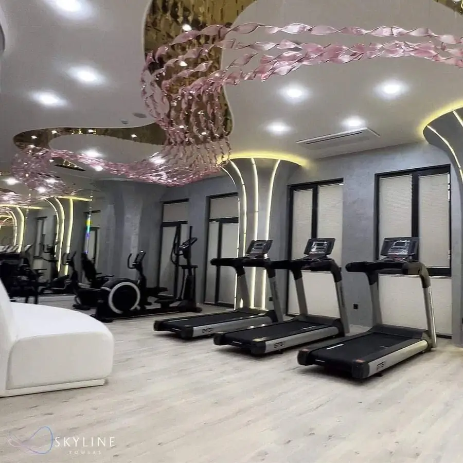 4 xonali kvartira sotiladi − 150 m²