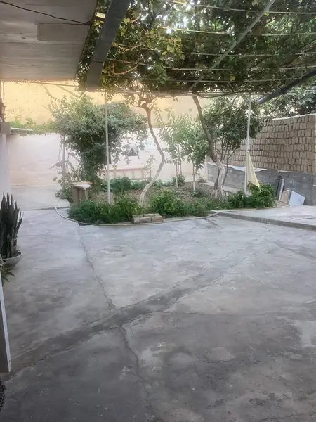 1 qavatli uy − 200 m², 4.5 sot. 