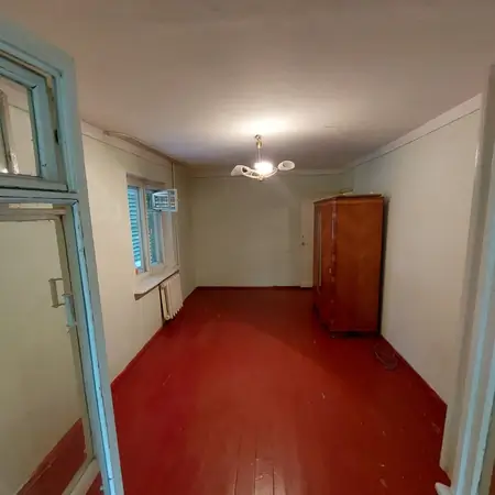 1-комнатная квартира − 45 м², 2/4 этаж