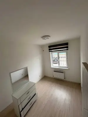 Ijaraga 5 dan ortiq xonali kvartira − 160 m²