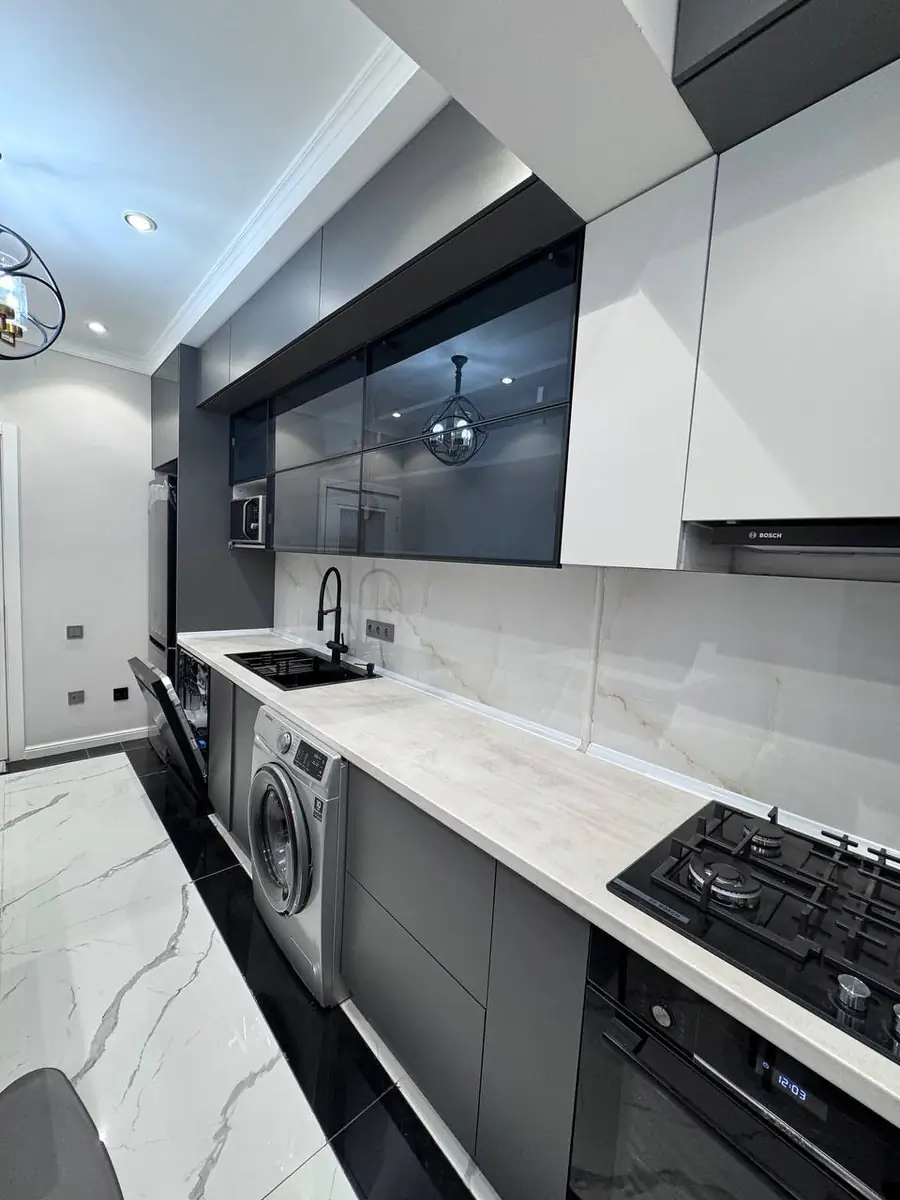Продается 3-комнатная квартира − 72 м²