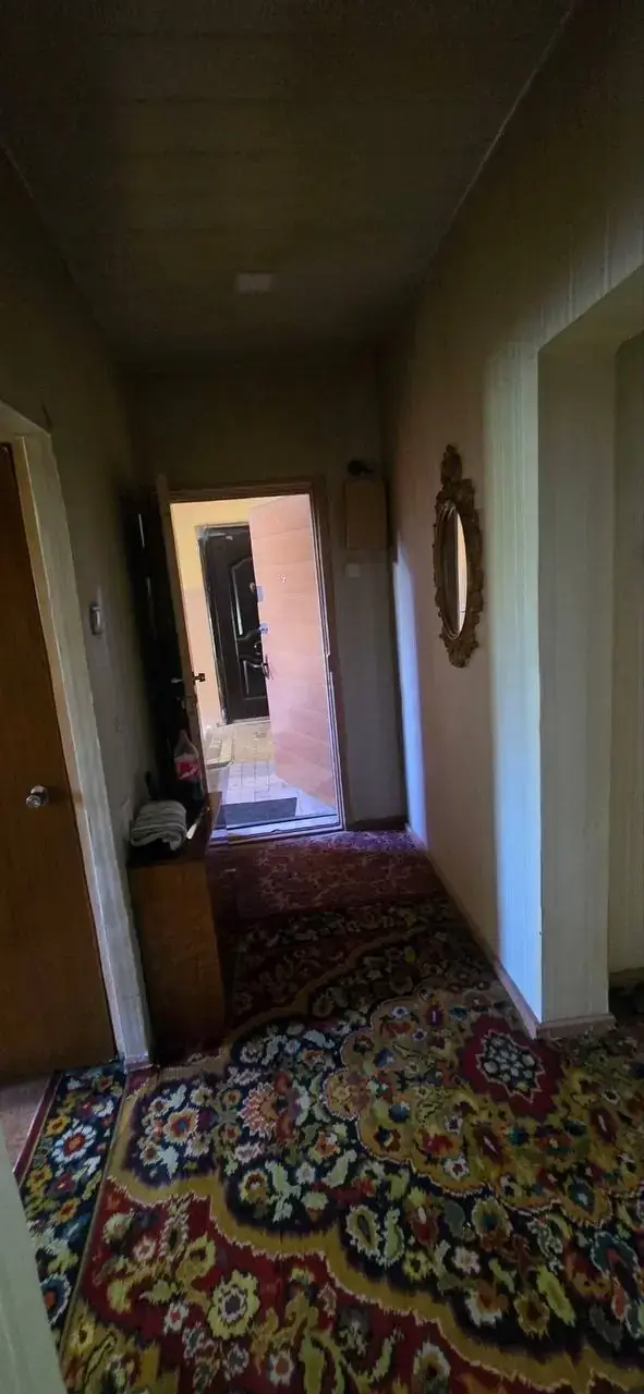 2 xonali kvartira sotiladi − 60 m²