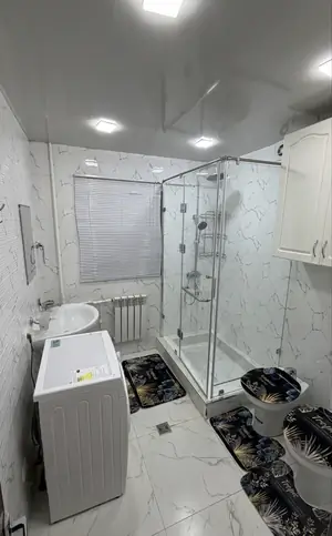 Сдается 3-комнатная квартира − 78 м²