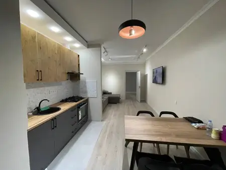 2-комнатная квартира − 70 м², 5/9 этаж