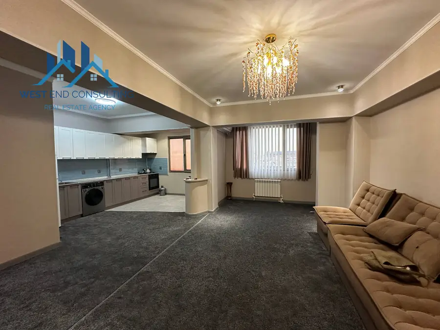 Сдается 2-комнатная квартира − 60 м²
