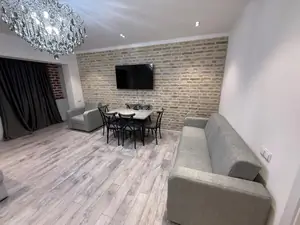 3 xonali kvartira − 90 m², 2/9 qavat