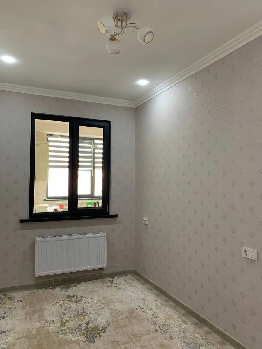 Продается 3-комнатная квартира − 80 м²