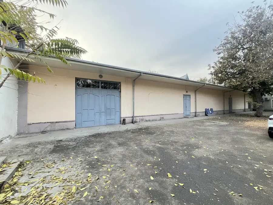 Ijaraga ombor − 1007 m²